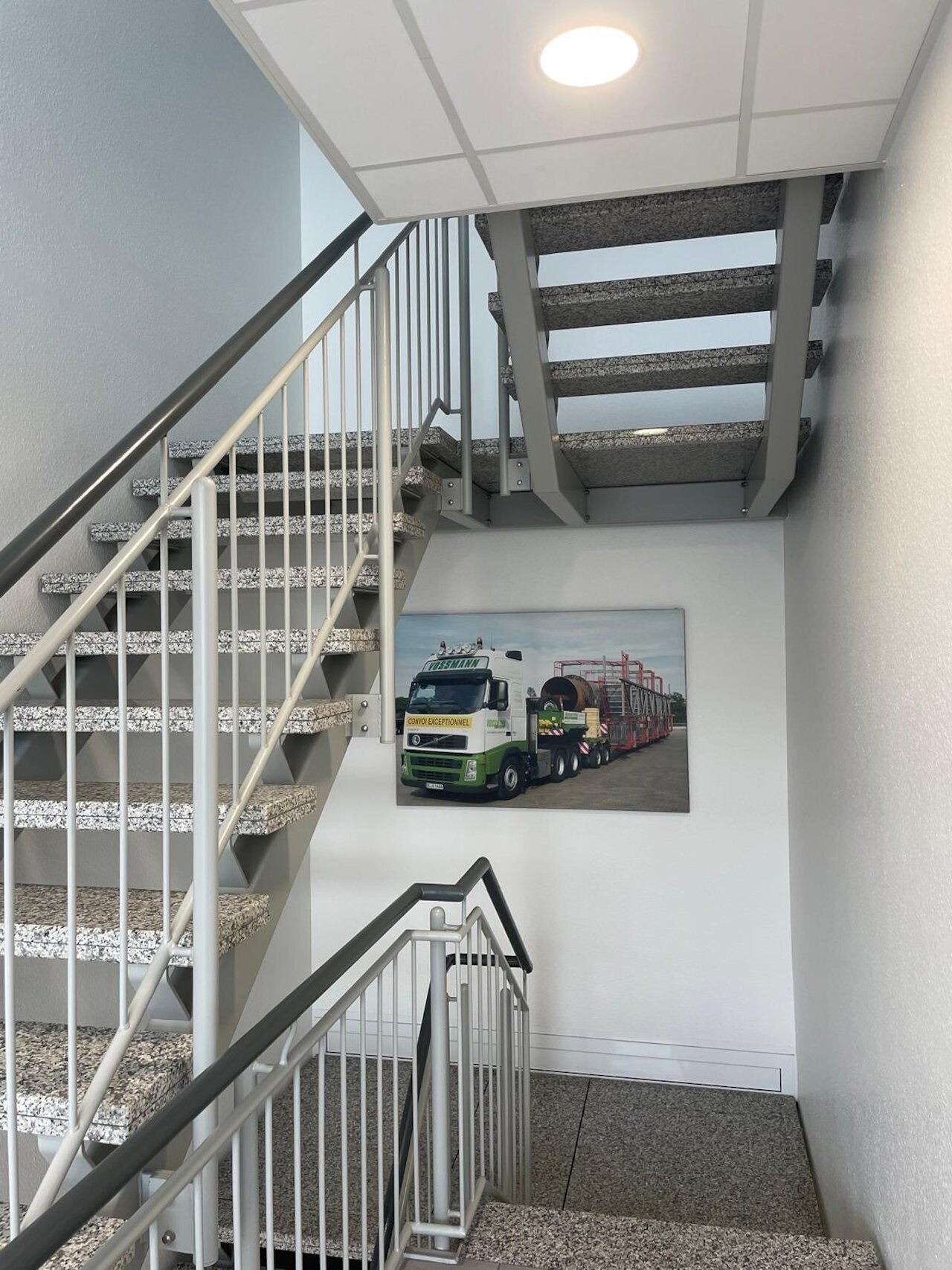 Frischer Wind in unseren Büroräumen - Mehr als nur ein Tapetenwechsel Image 3