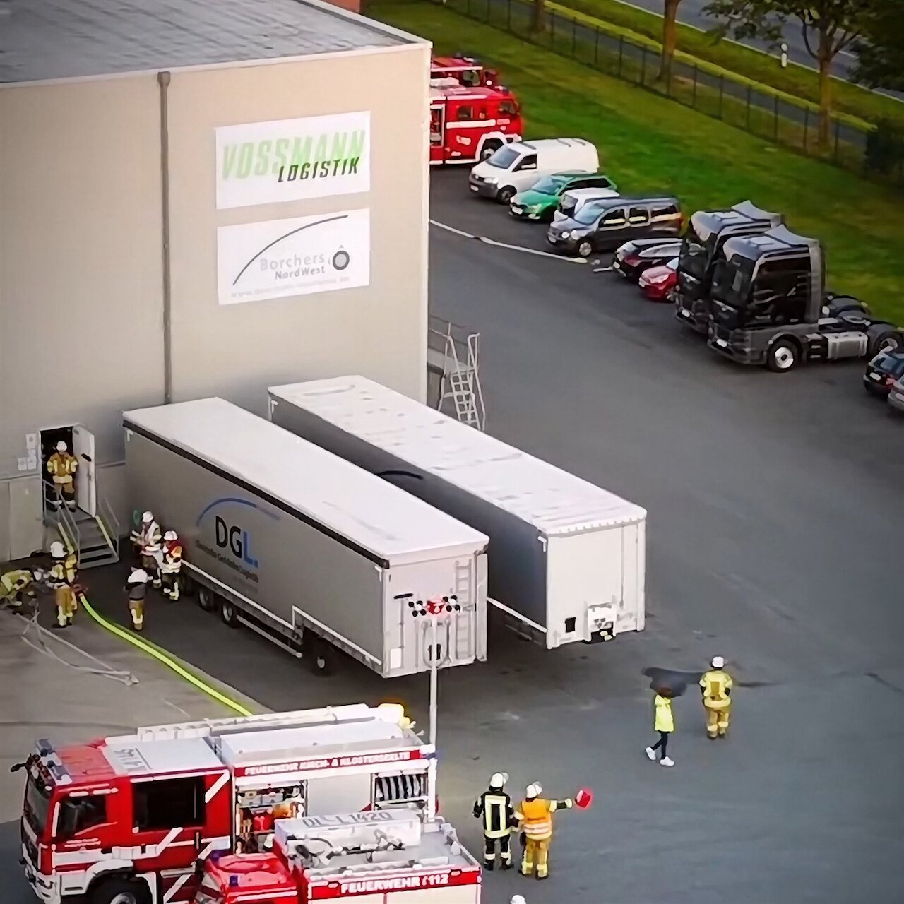 Feuerwehren nutzen Vossmann Betriebsgelände zu Übungszwecken Image 4